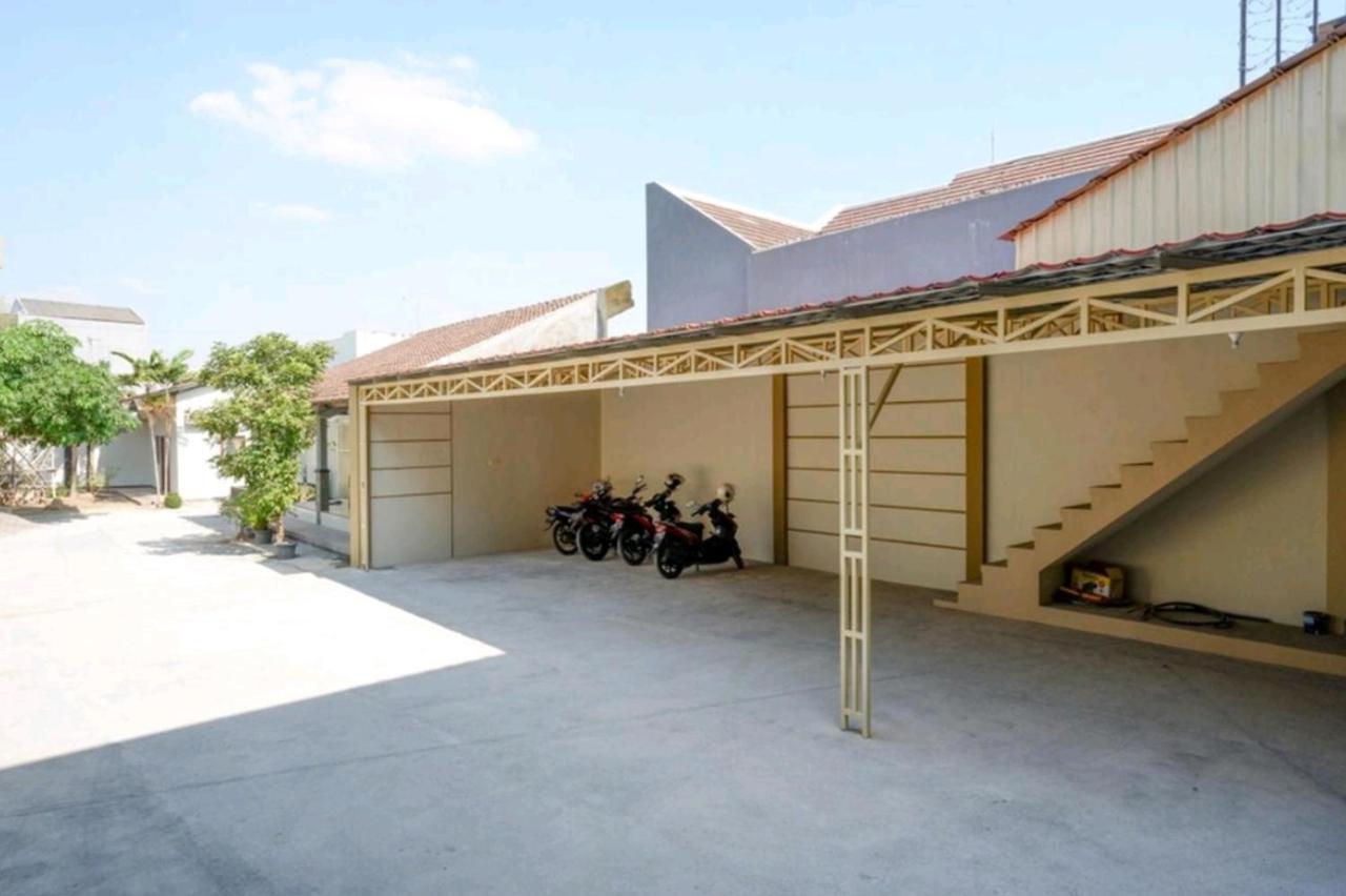 Villetta House Syariah Kudus Exterior foto